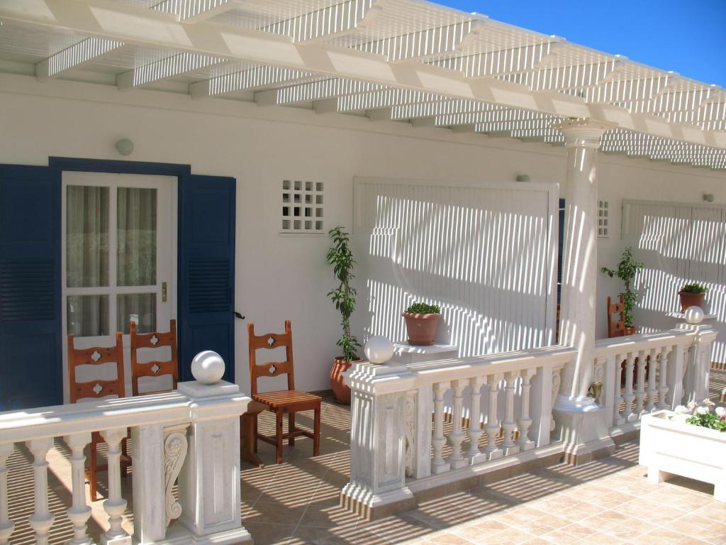 Parthenon Hotell Ios Rum bild