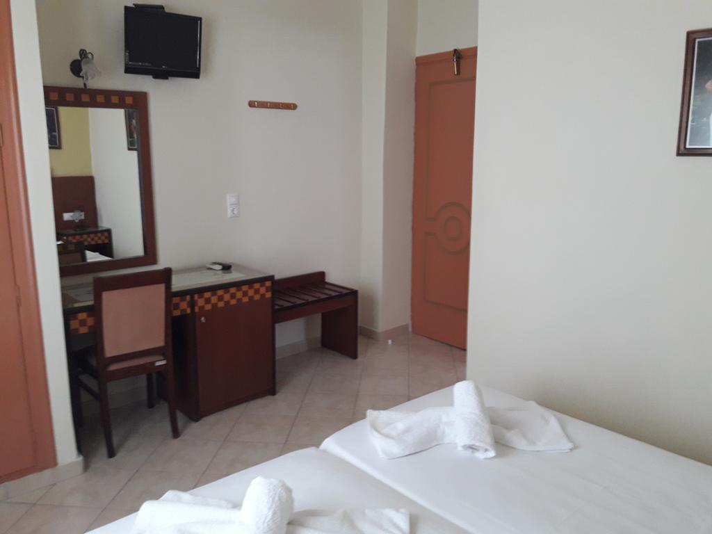 Parthenon Hotell Ios Exteriör bild
